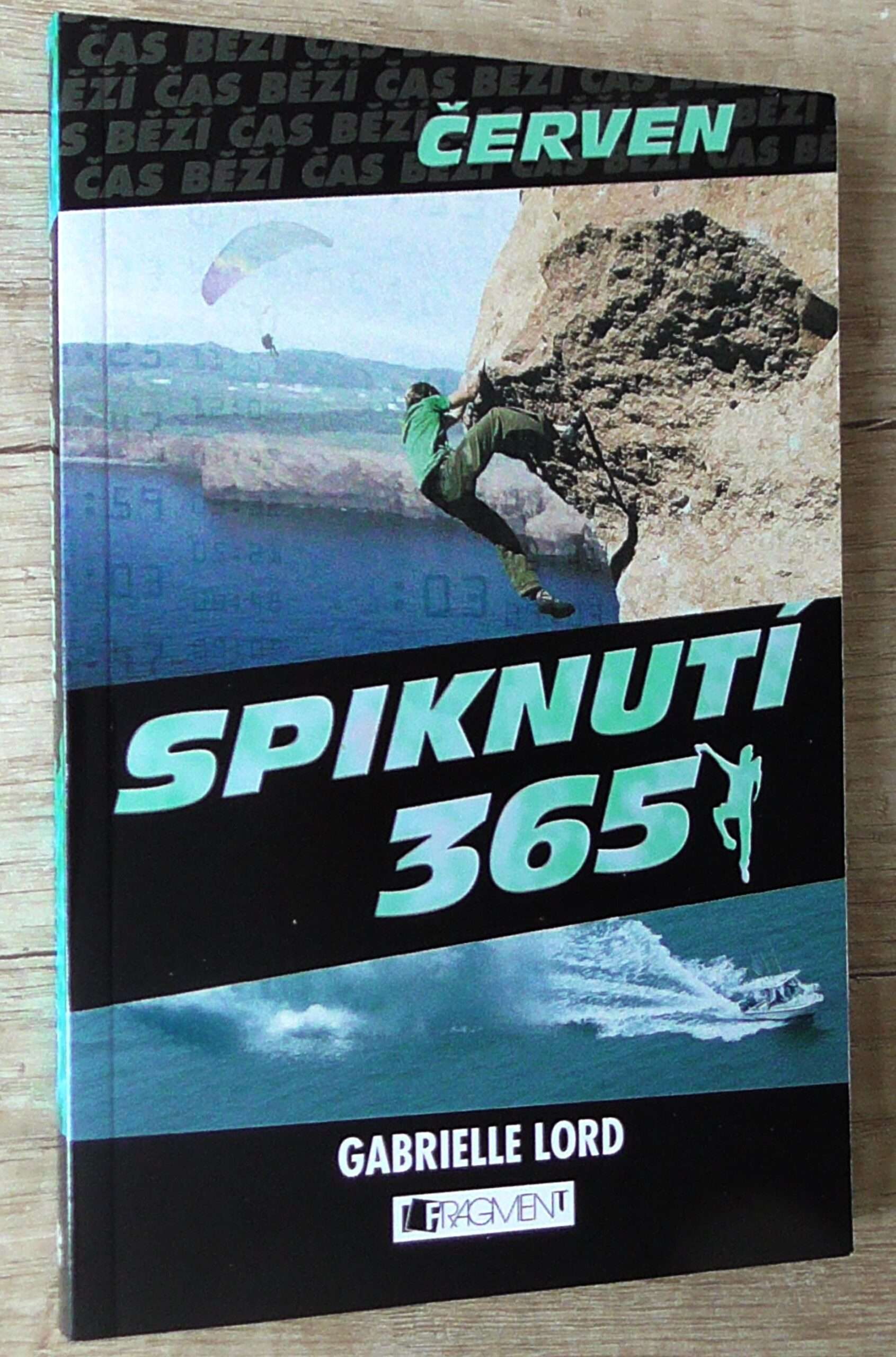 Spiknutí 365 červen